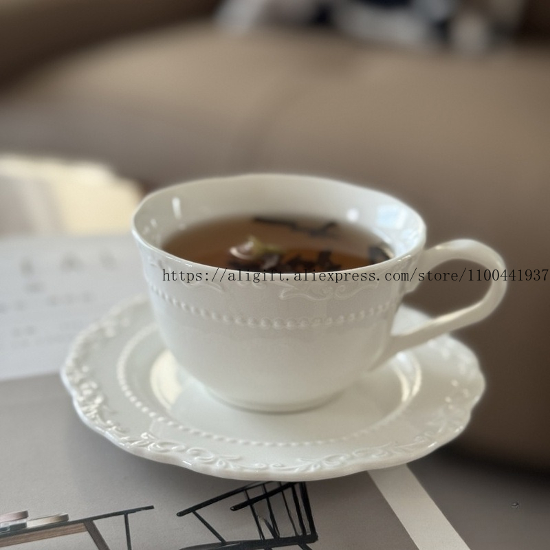 Coffee Tea Games - Francuski lekki luksusowy wytłoczony kwiatowy zestaw